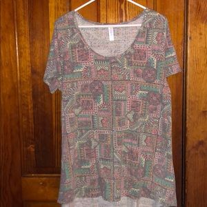 XL LulaRoe Classic Tee
